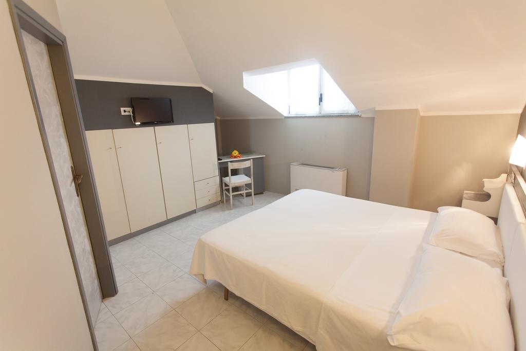 Hotel Roma 살소마지오레테르메 외부 사진